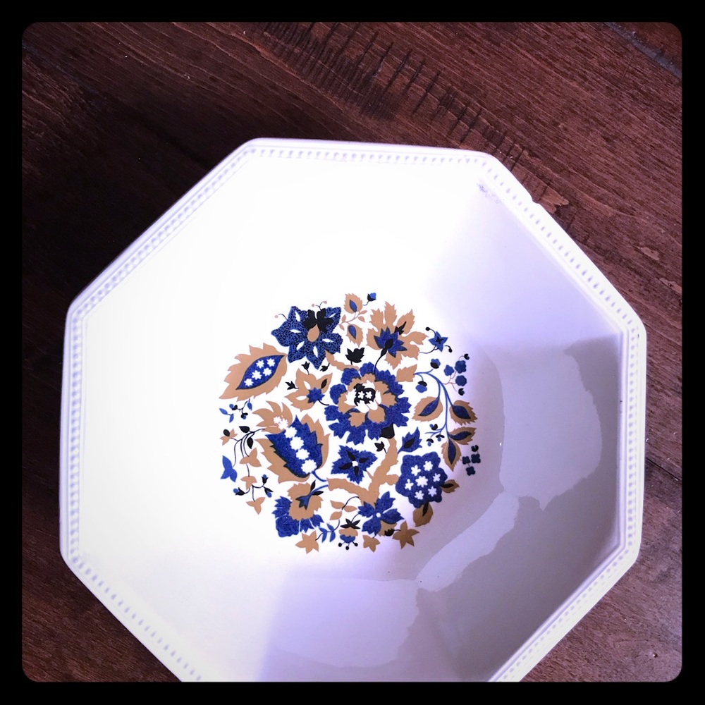 Jacobean‎ cereal bowls